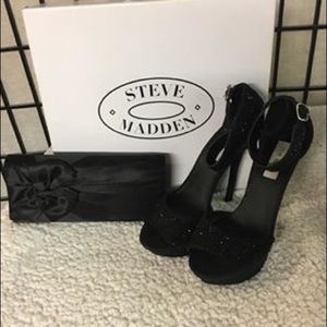 Steve Madden Stilettos size 8.5 with clutch